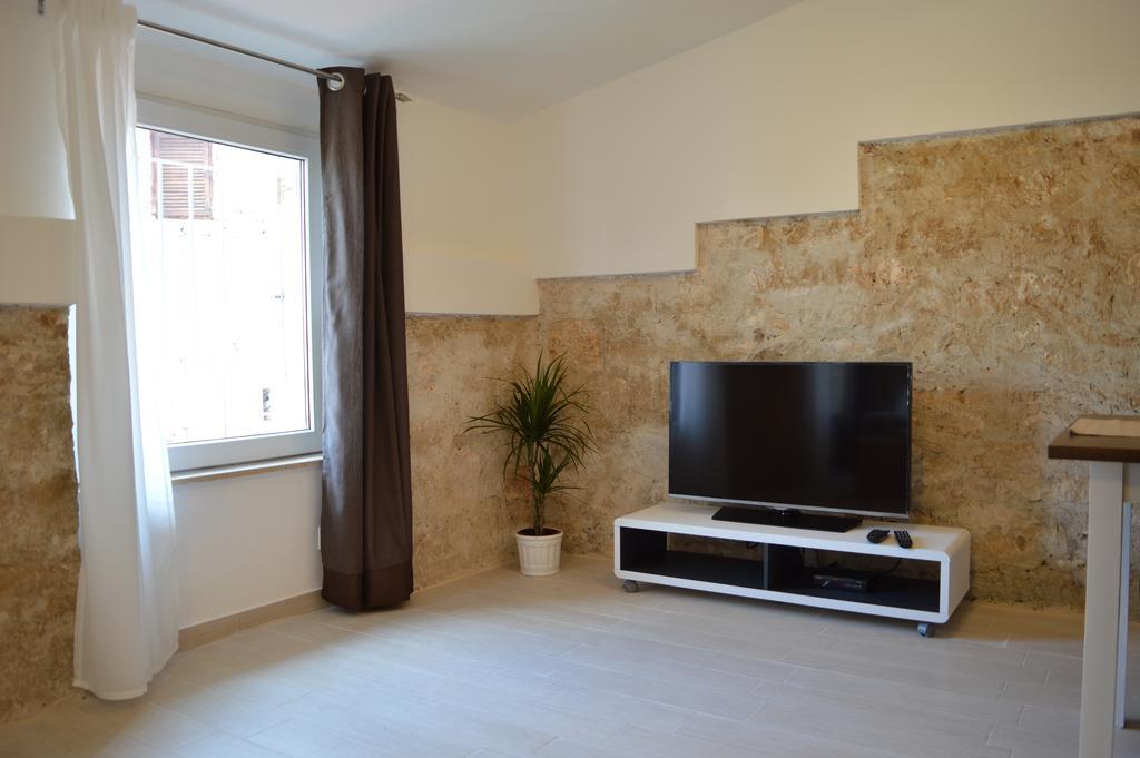 Adria Apartament *