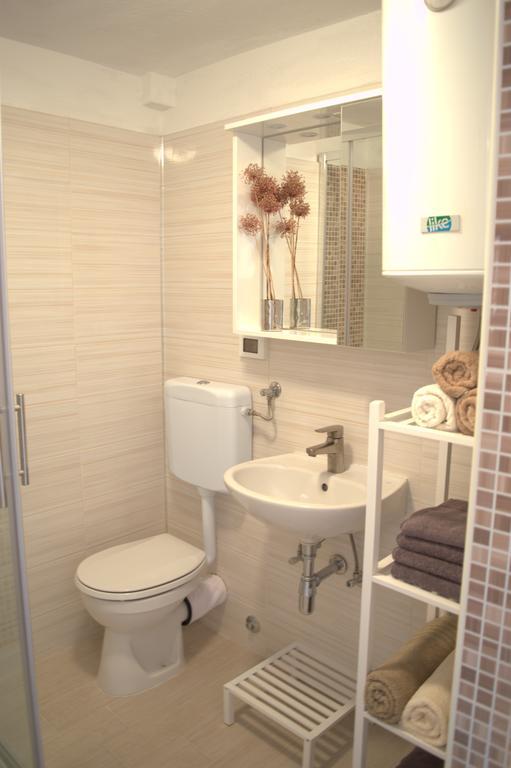 Adria Apartament *